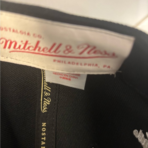 Mitchell & Ness Black Dodgers Hat - Picture 10 of 10